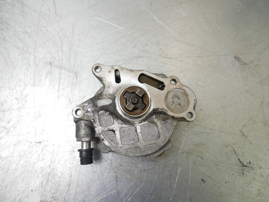 [MTD-424005] Bomba de vacío Skoda VW 2.0 TDI CBDB CBD 03L145100