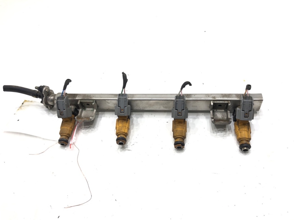 [STARK-683920] Riel de combustible HYUNDAI ELANTRA V (MD, UD) 1.6 97 kW 2011-2015