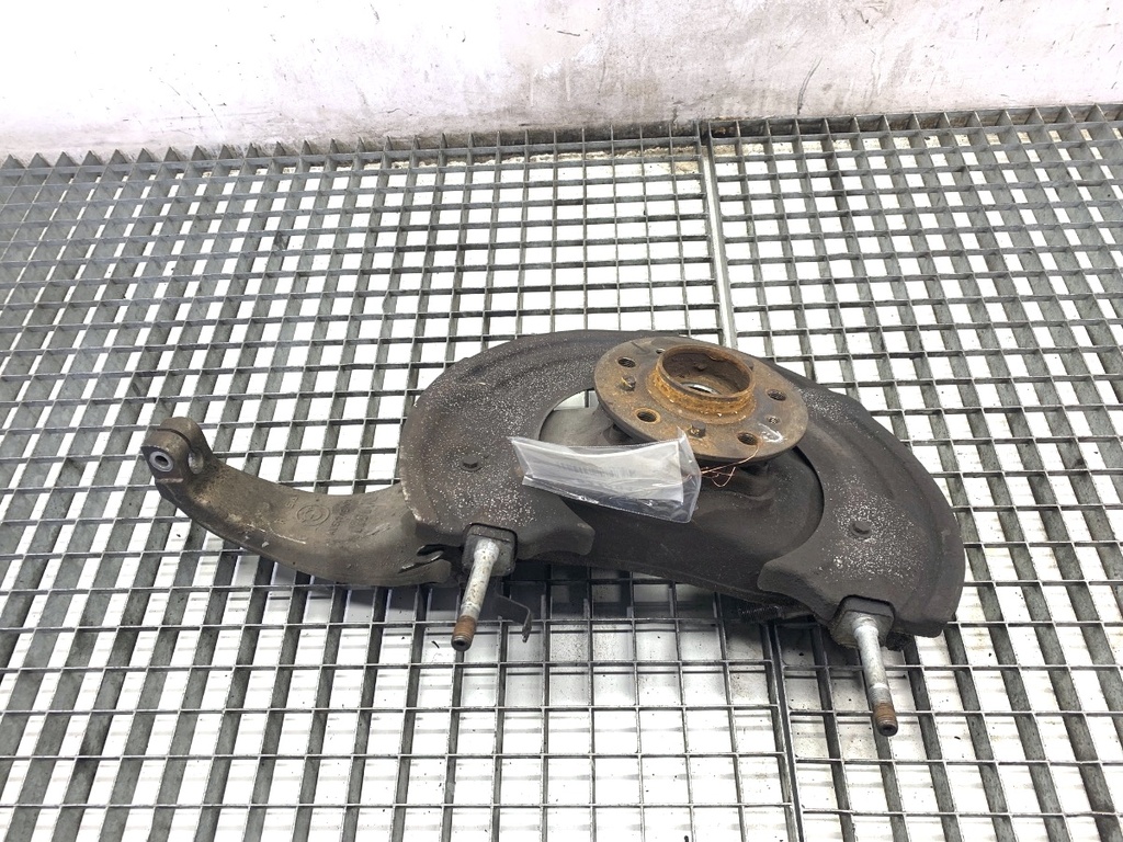 [STARK-827484] Mangueta delantera derecha BMW Serie 5 (G30, F90) 2016-2022