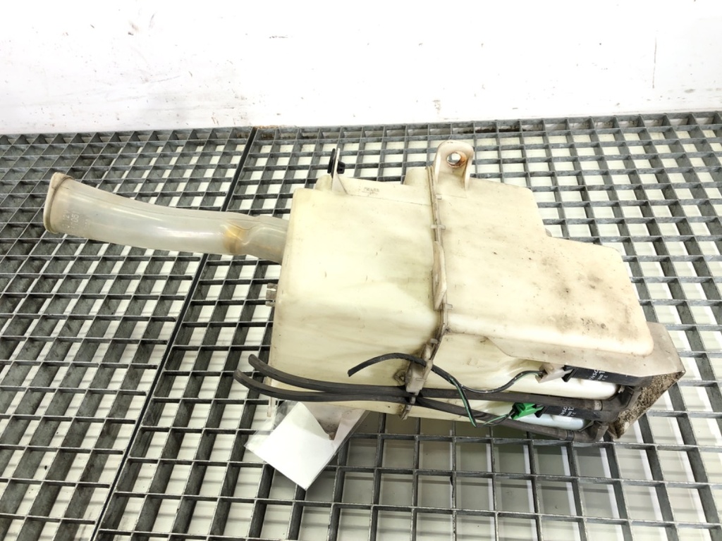 [STARK-659116] Depósito de líquido lavaparabrisas Mitsubishi Outlander I (CU_W) 2.0 (CU2W) 2003-2006