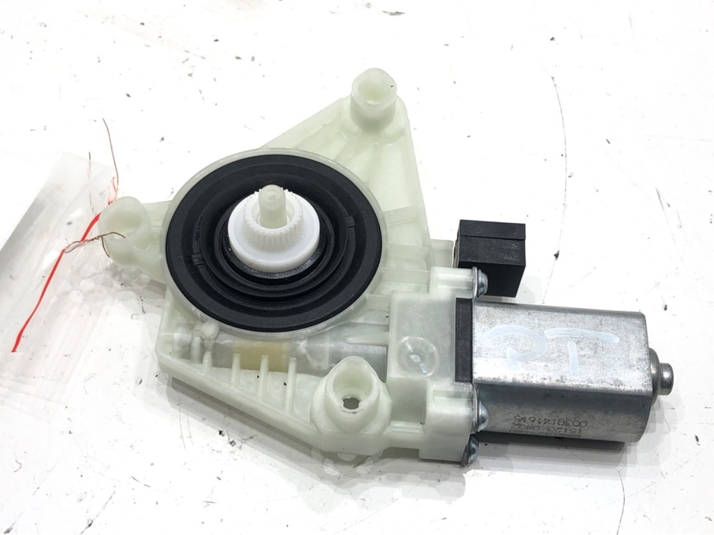 [STARK-660232] Motor de elevalunas trasero derecho SKODA SUPERB IV Kombi (NZ5) 2.0 TDI 110 kW 2023