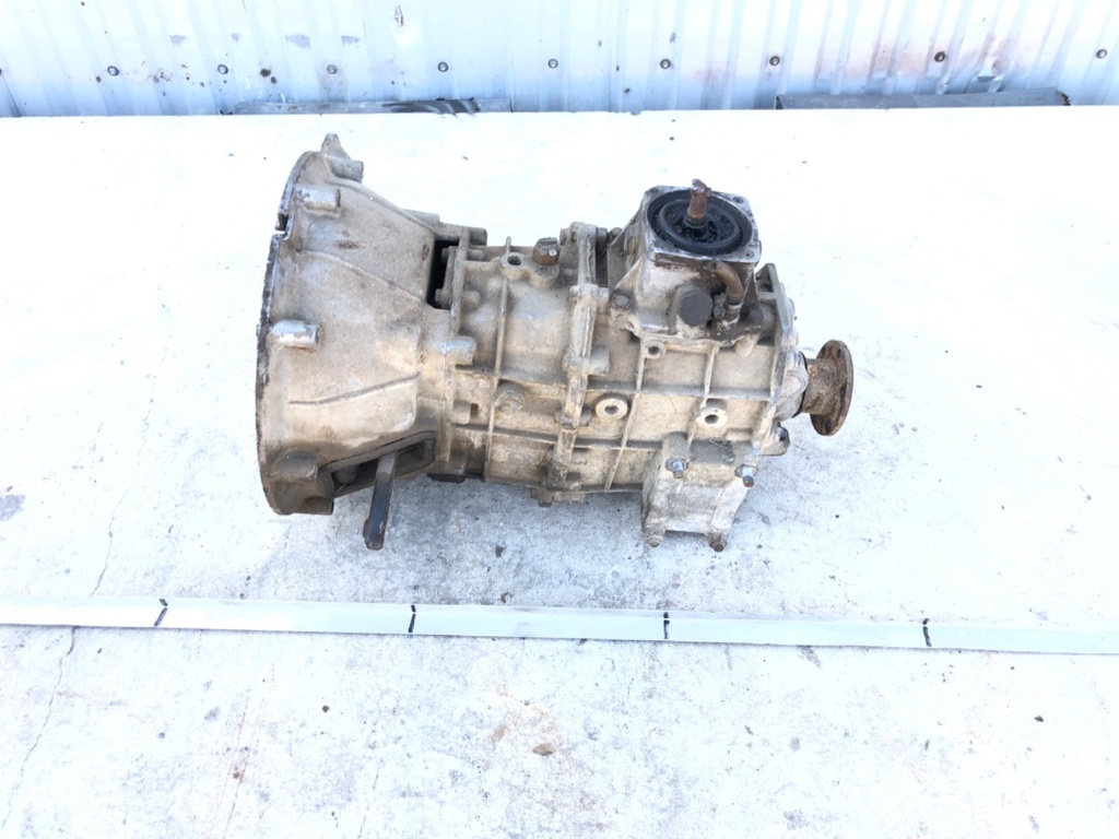 [STARK-690406] Caja de cambios GAZ GAZELLE Autobus 2.1 TD 81 kW 2003-2013