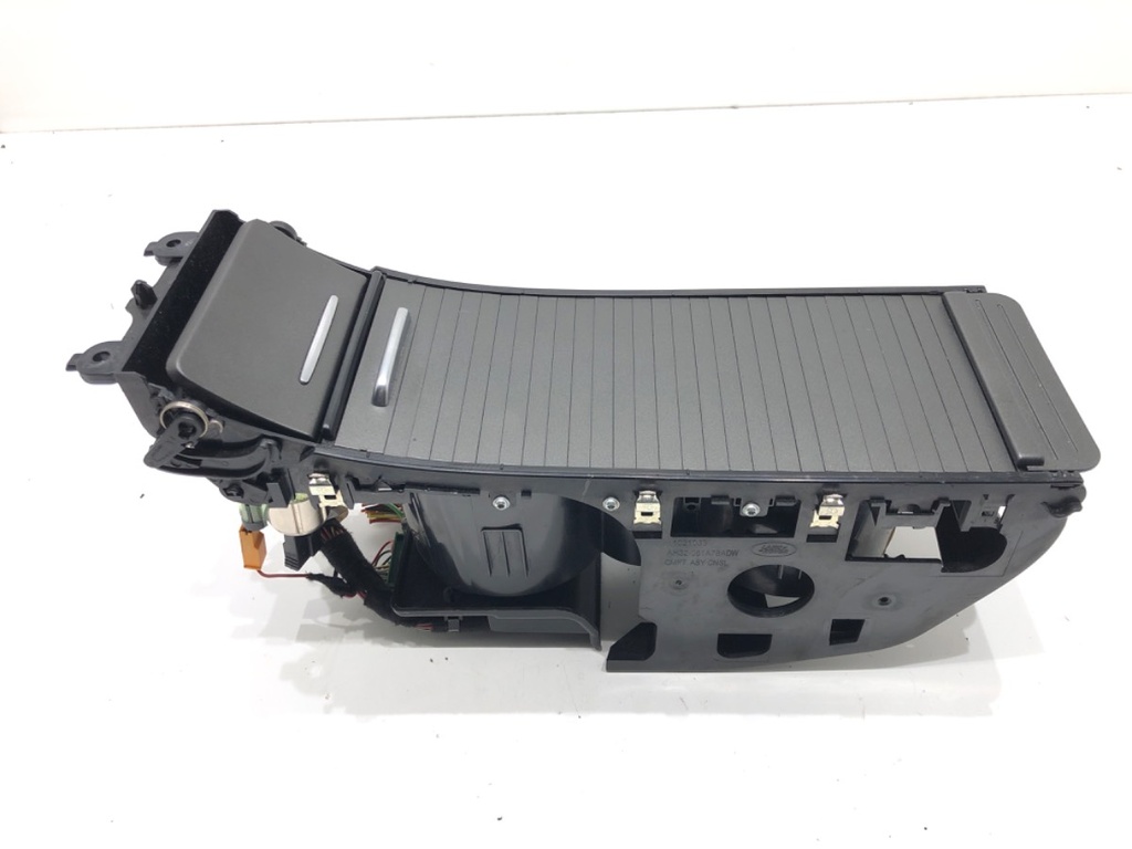 [STARK-661114] Portavasos Land Rover Range Rover Sport I (L320) 2005-2013