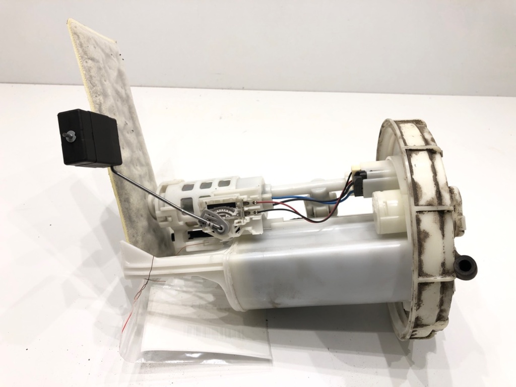 [STARK-675343] Bomba de combustible Toyota Yaris (_P13_) 1.0 (KSP130_) 2010-2022