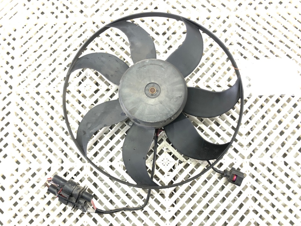 [STARK-665764] Ventilador del radiador VW Scirocco III (137, 138) 2.0 TDI 125 kW 2009-2017