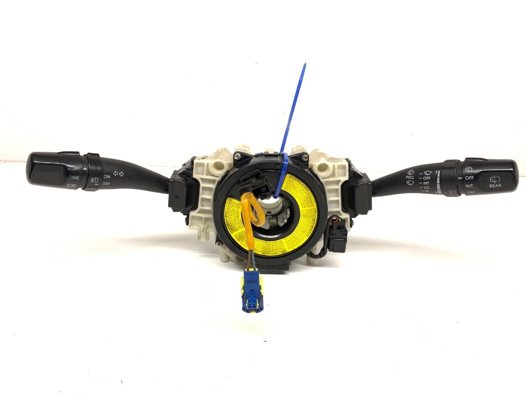 [STARK-700383] Combinado de luces KIA Sportage II (JE_, KM) 2004-2022
