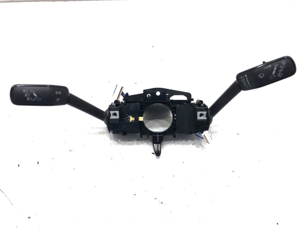 [STARK-724612] Combinado de instrumentos VW Golf VIII (CD1) 1.5 TSI 150 CV 2019-2022