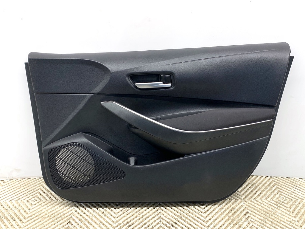 [STARK-743439] Panel de puerta delantero derecho Toyota Corolla sedán (_E21_) 2019-2022