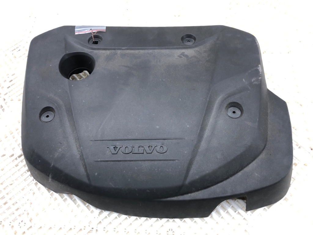 [STARK-821099] Cubierta de motor VOLVO V60 I 2.0 D3 110 kW 2015-2018