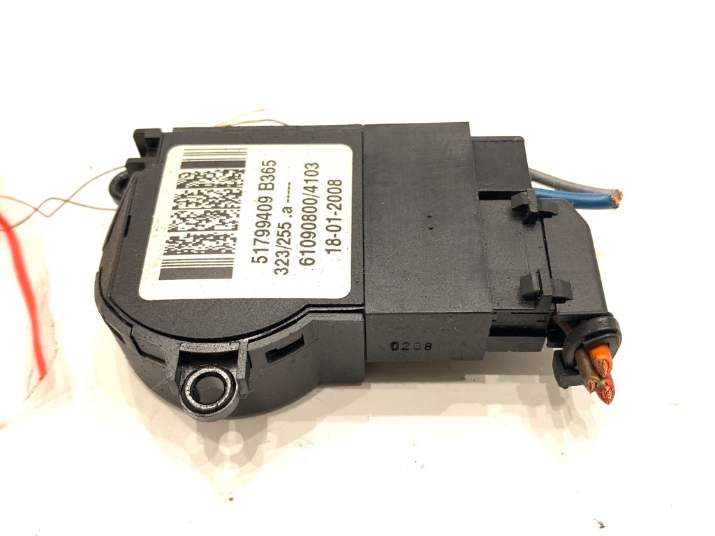 [STARK-838421] Socket Block FIAT Fiorino 1.3 D Multijet 70 kW 2007-2022