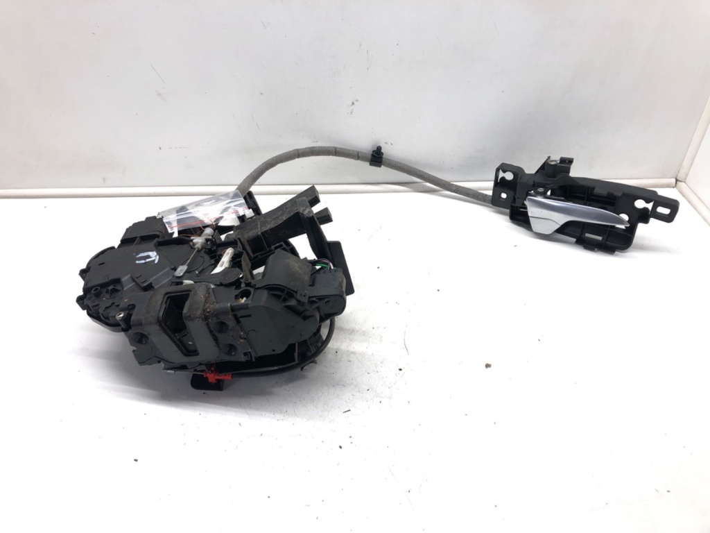 [STARK-487395] Cerradura de puerta trasera derecha Ford Mondeo IV Turnier (BA7) 2.2 TDCi 147 kW 200 KM 2010-2015