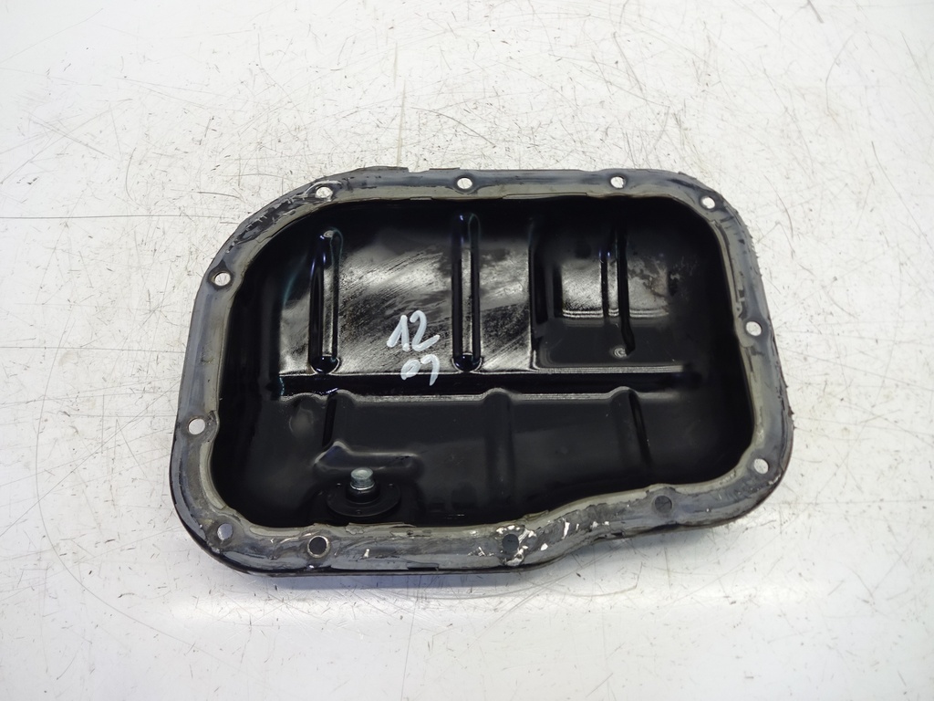 [MTD-346531] Cárter inferior para Toyota Yaris P9 1.8 VVTi gasolina 2ZR-FE 2ZR