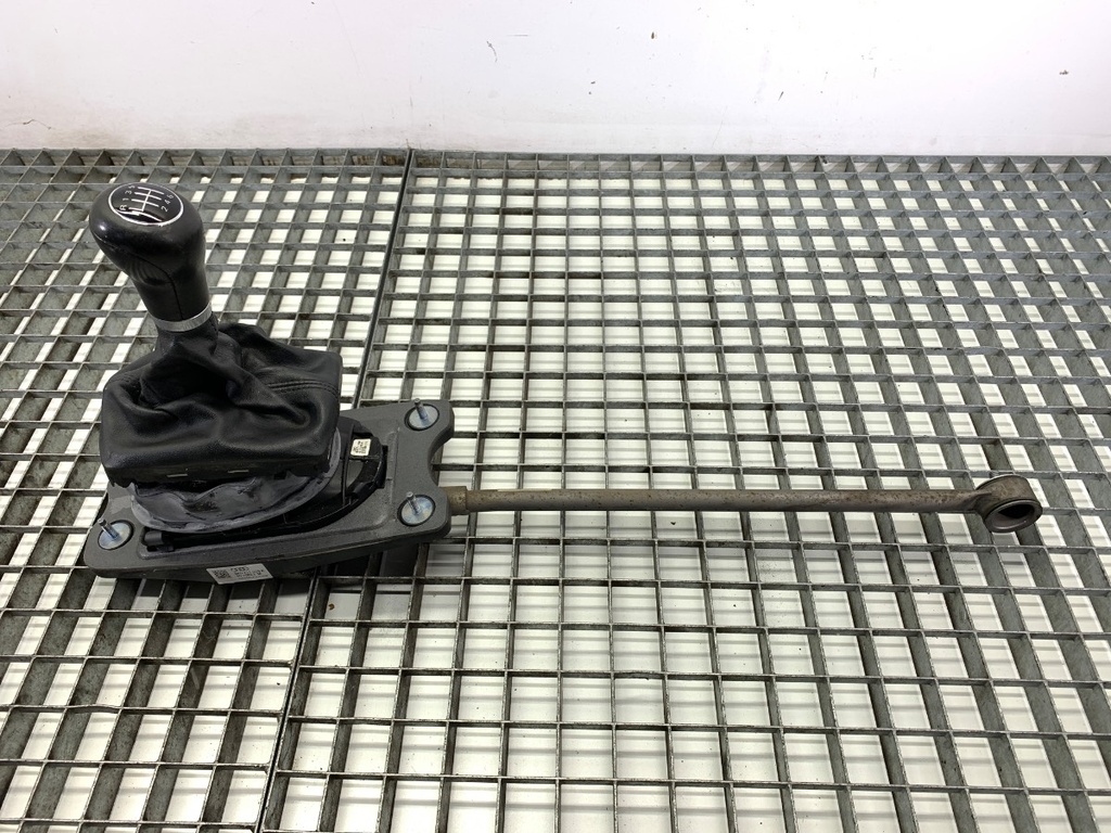 [STARK-793883] Palanca de cambios AUDI A4 B8 (8K2) 2.0 TFSI 132 kW 2008-2015