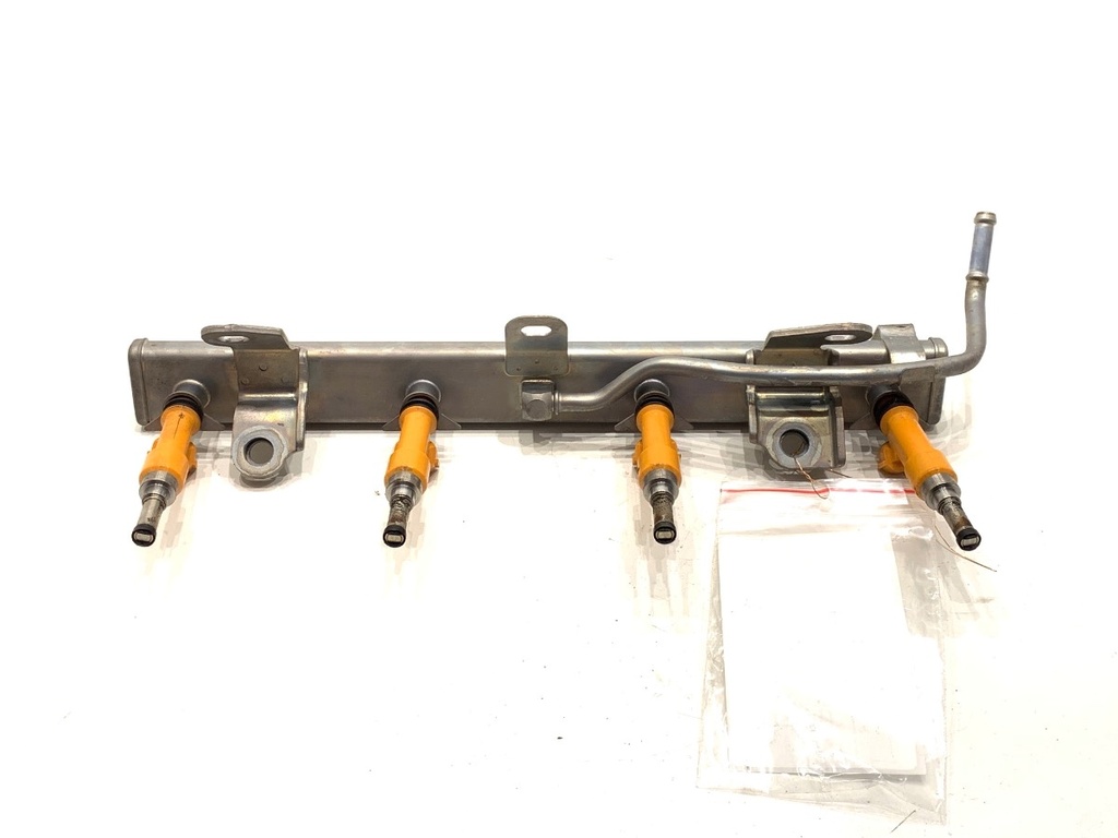 [STARK-920174] Riel de combustible SUZUKI VITARA (LY) 1.6 (APK 416) 88 kW 2015-2022