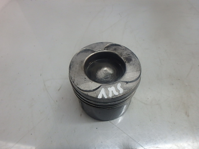 [MTD-195320] Pistón Mercedes Benz X164 GL 320 ML 300 350 W165 3.0 CDI 642.820