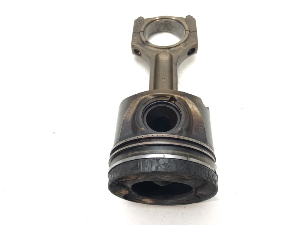 [STARK-496098] Pistón con biela BMW Serie 3 Cabrio (E93) 330d 231 CV 2007-2013