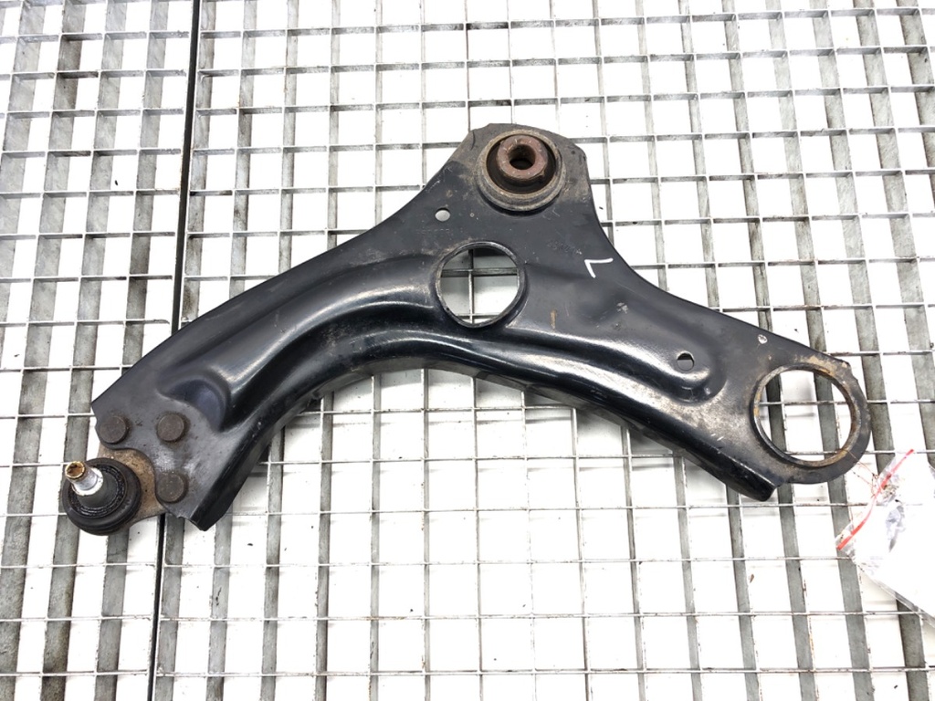 [STARK-525143] Paso de rueda delantero izquierdo Renault Clio V (B7_) 2019-2022
