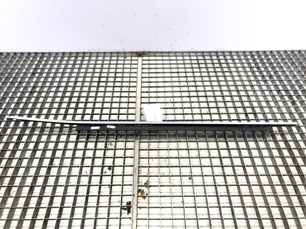 [STARK-538589] Guarnición de puerta delantera izquierda AUDI A5 (8T3) 2007-2017