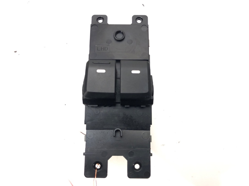 [STARK-538949] Interruptor de elevalunas HYUNDAI i20 II (GB, IB) 1.2 62 kW 2014-2022