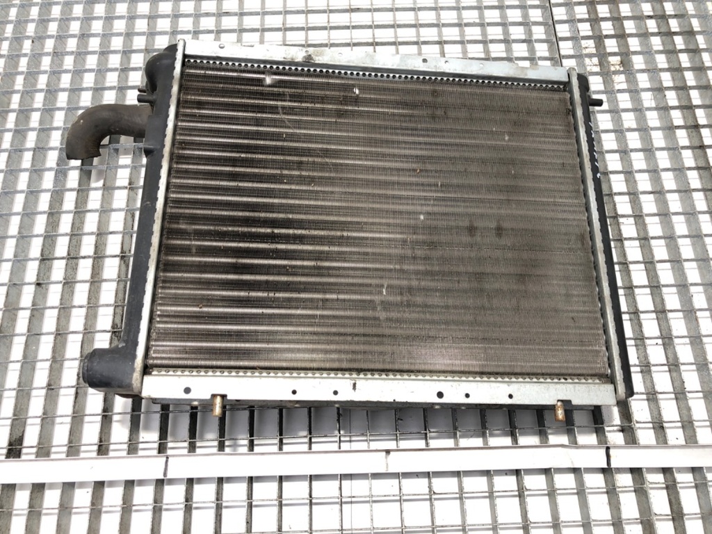 [STARK-584262] Radiador de agua Renault Trafic Autobus (TXW) 2.1 D 58 CV 1989-1994
