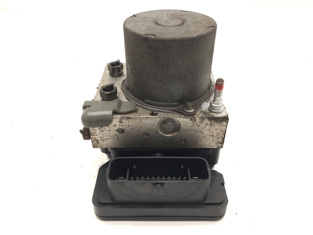 [STARK-585975] Bomba ABS Toyota Auris Kombi (_E18_) 1.6 D4-D (WWE185_) 2013-2018