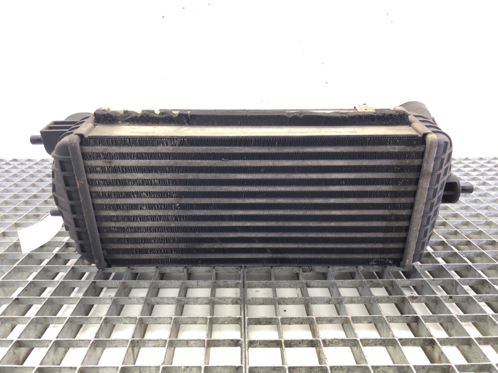 [STARK-588310] Intercooler HYUNDAI i40 I (VF) 1.7 CRDi 100 kW 2012-2022