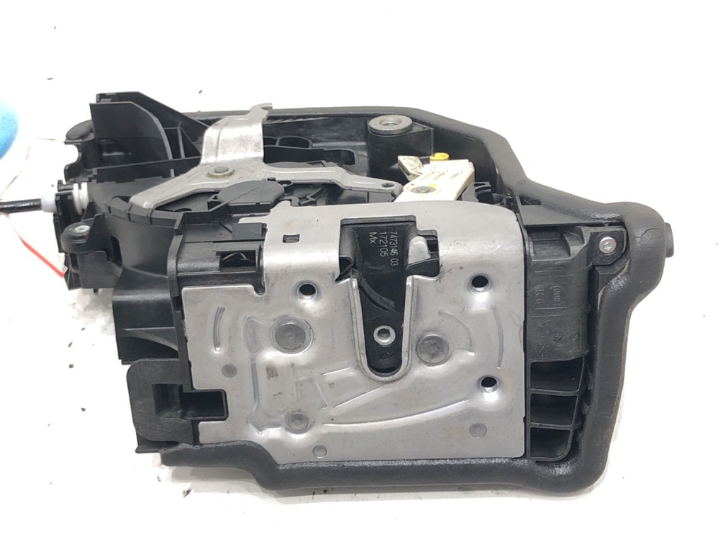 [STARK-628273] Cerradura de puerta delantera derecha BMW X6 (F16, F86) 2014-2019