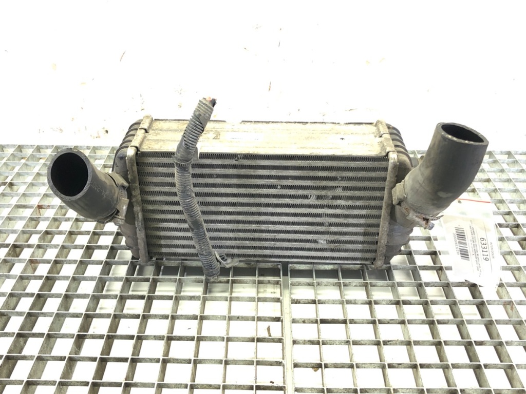 [STARK-633119] Intercooler HYUNDAI i20 II (GB, IB) 1.1 CRDi 55 kW 2014-2022