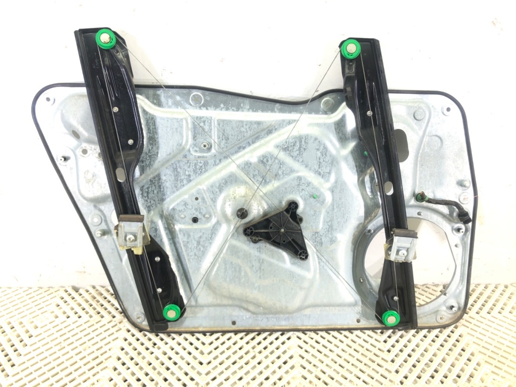 [STARK-673017] Elevador de ventana delantero derecho VW Tiguan (5N_) 2007-2018