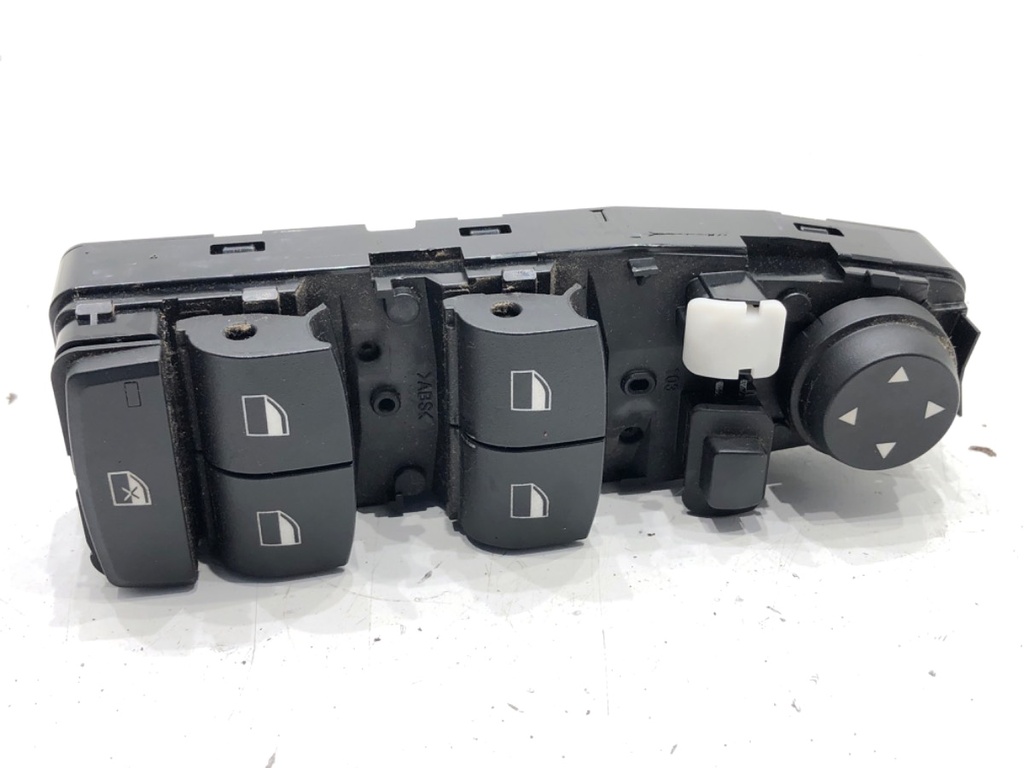 [STARK-734340] Interruptor de elevalunas BMW Serie 5 Touring (F11) 2009-2017