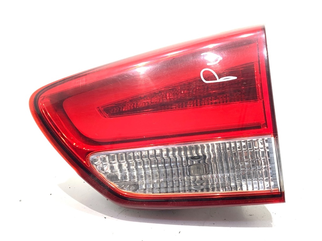 [STARK-758356] Piloto trasero derecho KIA CARENS IV 2013-2022 1.7 CRDi 136 CV