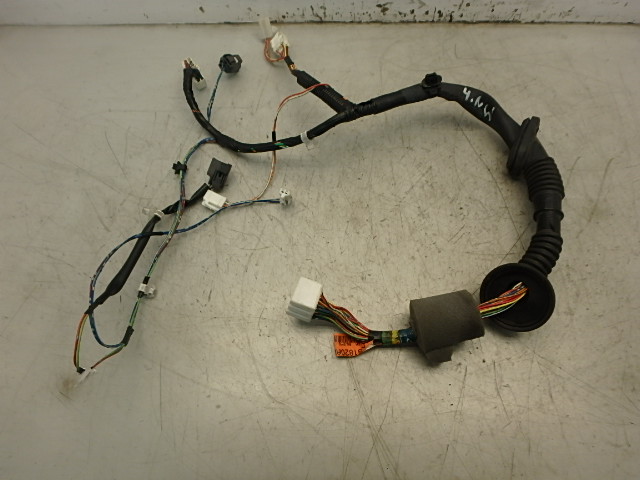 [MTD-173085] Mazo de cables Subaru Legacy 2.0 EJ204 EJ20 81820AG180