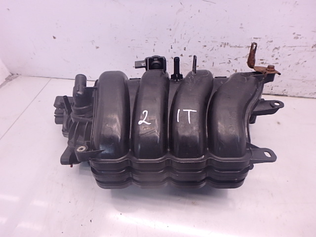 [MTD-188639] Colector de admisión Toyota Yaris NHP13 1.3 VVT-i gasolina 1NR-FE 1712047030