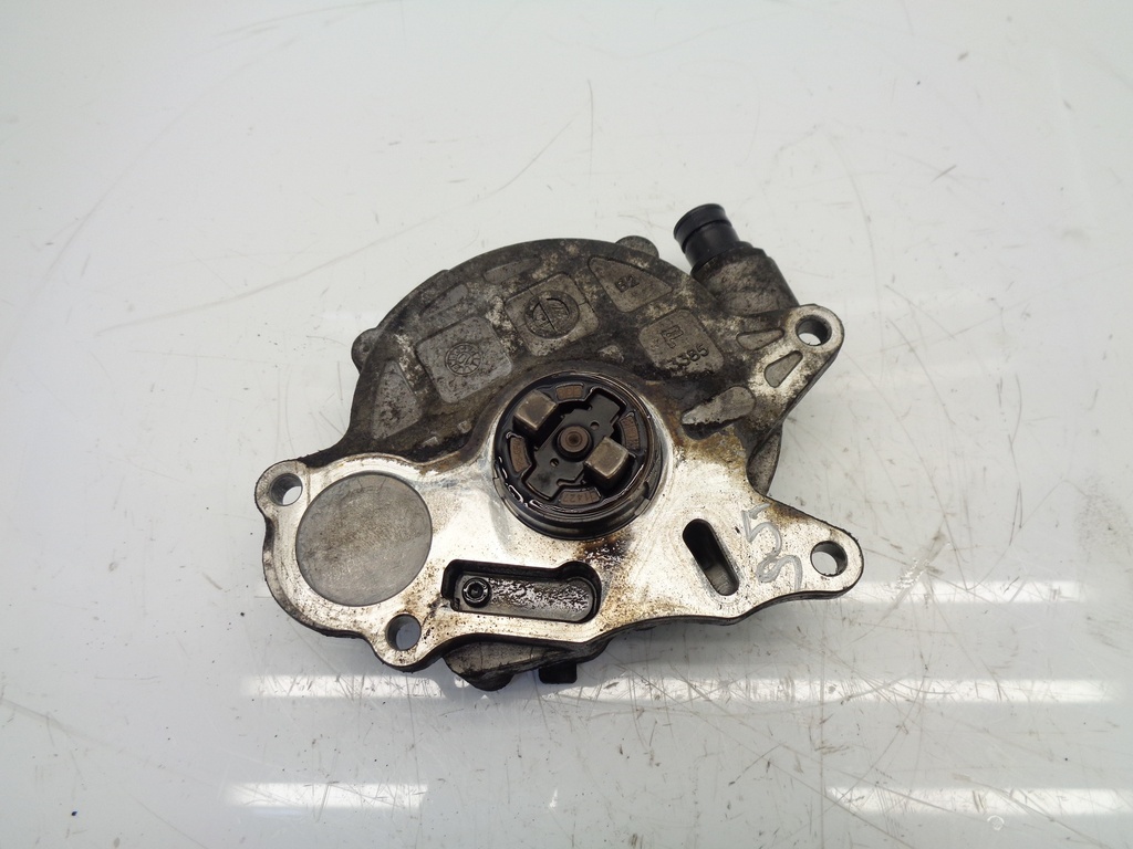 [MTD-368203] Bomba de vacío VW Caddy 1.6 TDI CAYD CAY 03L145100F