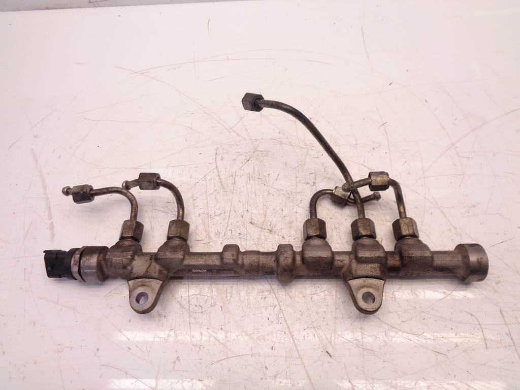 [MTD-368913] Rail de inyección Opel Vauxhall Corsa D 1.3 CDTI A13DTC 55573331