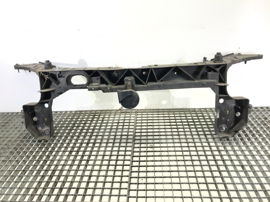 [STARK-686548] Refuerzo superior Renault Clio III (BR0/1, CR0/1) 2005-2014