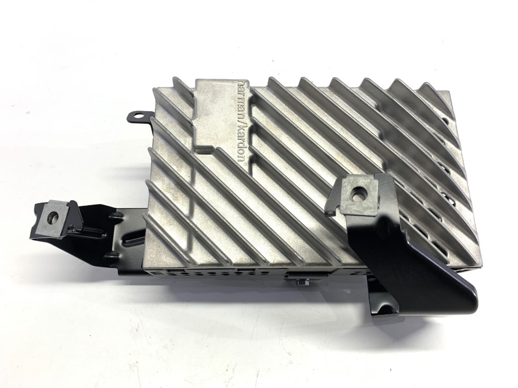 [STARK-750251] Amplificador BMW 2 Active Tourer (F45) 2013-2022