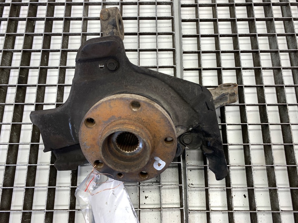 [STARK-717222] Cubo de rueda delantero derecho Fiat Tipo sedan (356_) 1.4 gasolina 2015-2022