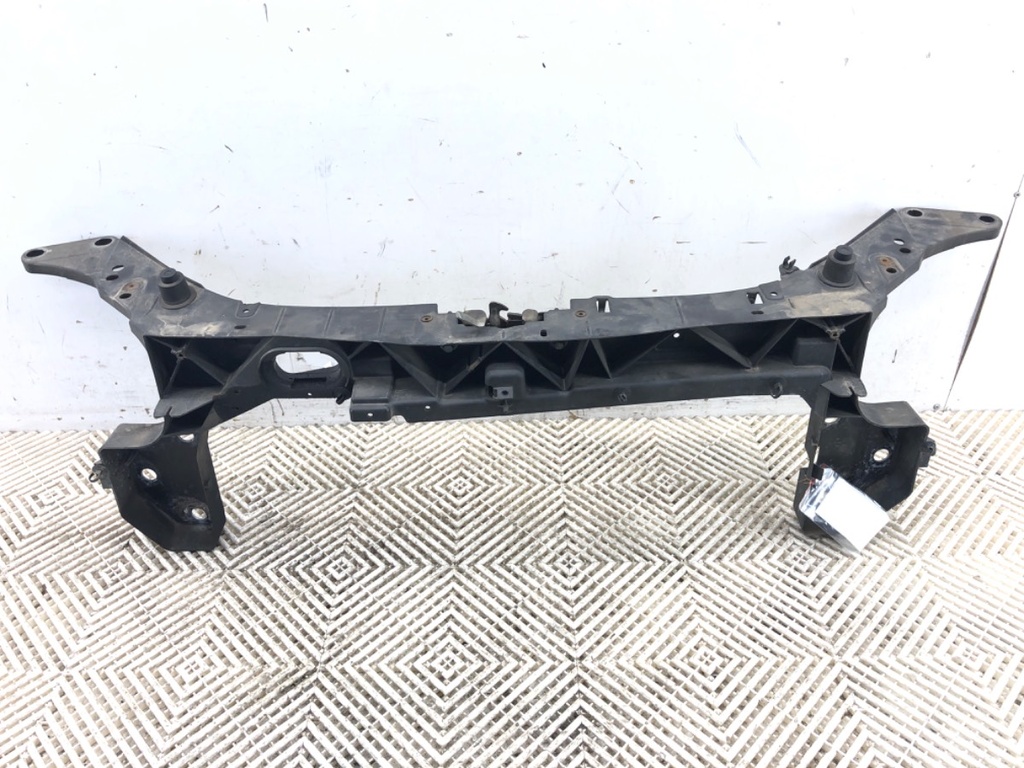 [STARK-745728] Cinturón de seguridad delantero derecho para Renault Clio III 2005-2014