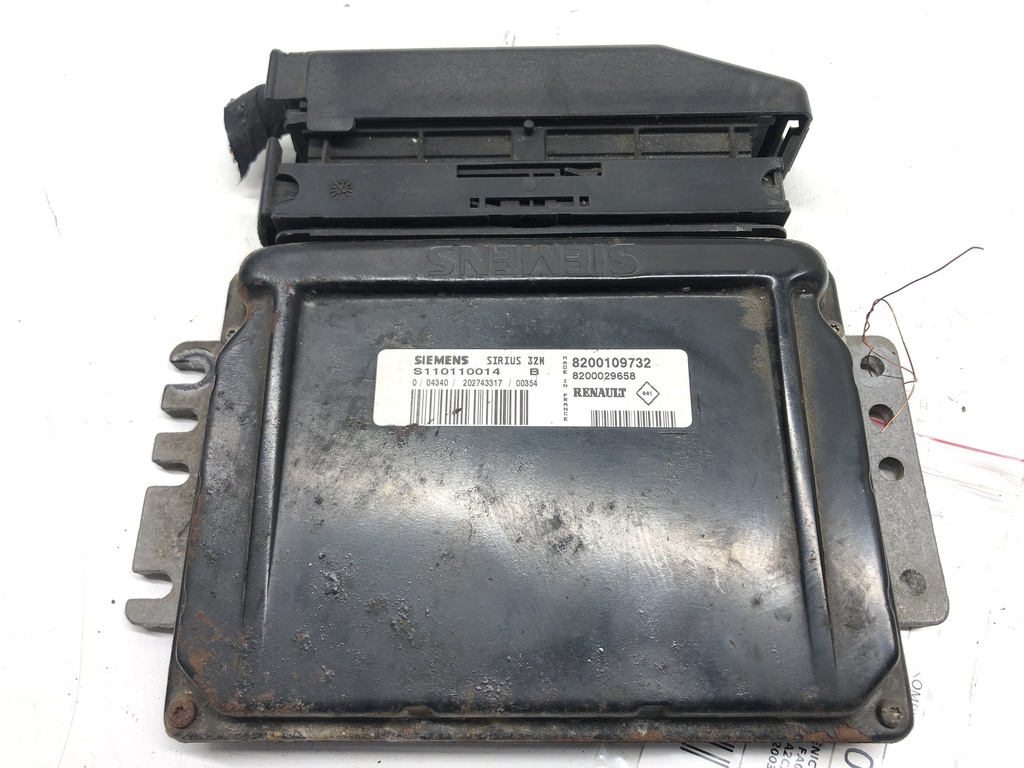 [STARK-434104] Centralita motor RENAULT SCÉNIC I 1.6 79kW 8200109732