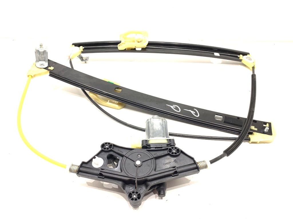 [STARK-779037] Elevador de ventanilla delantero derecho AUDI A4 B9 (8W2, 8WC) 2015-2022