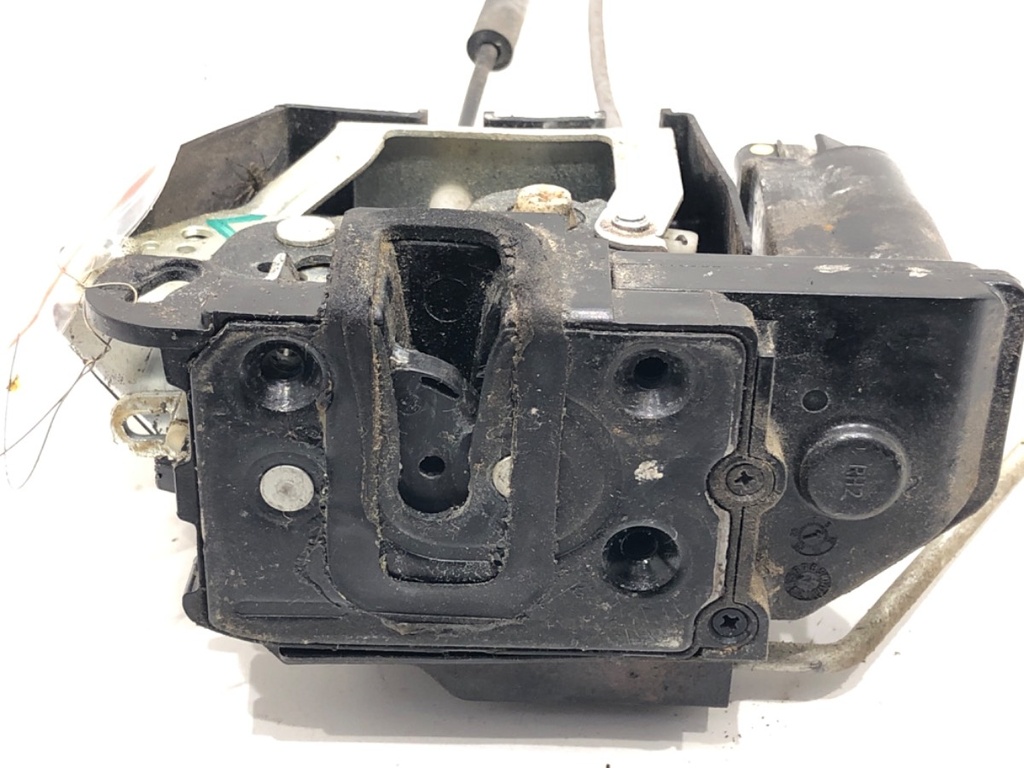 [STARK-679837] Cierre de puerta delantera derecha HYUNDAI i10 I (PA) 2007-2022