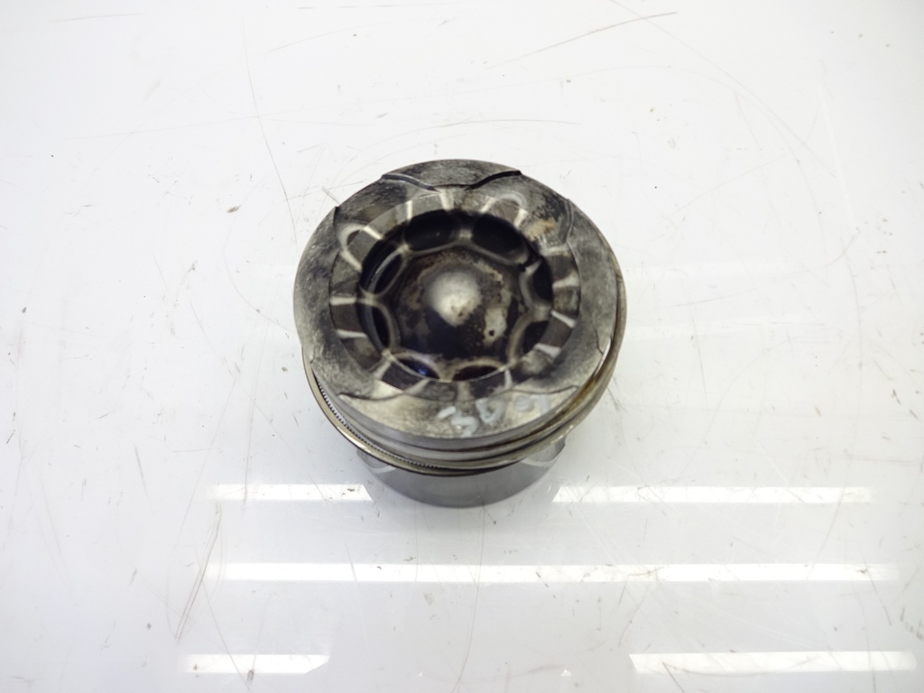 [MTD-356356] Pistón para Toyota Hilux VIII 2.4 D 4WD 2GD-FTV