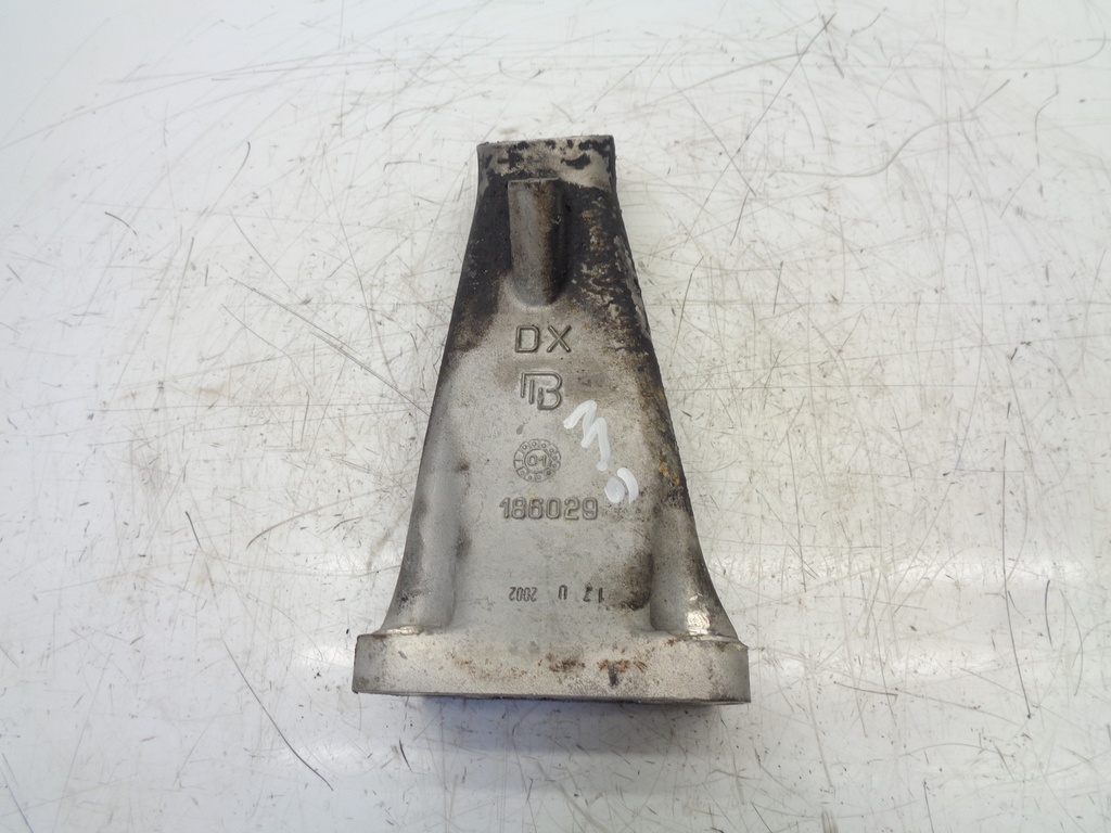[MTD-358645] Soporte Maserati 4200 GT Spyder V8 4.2 Gasolina M138 186029