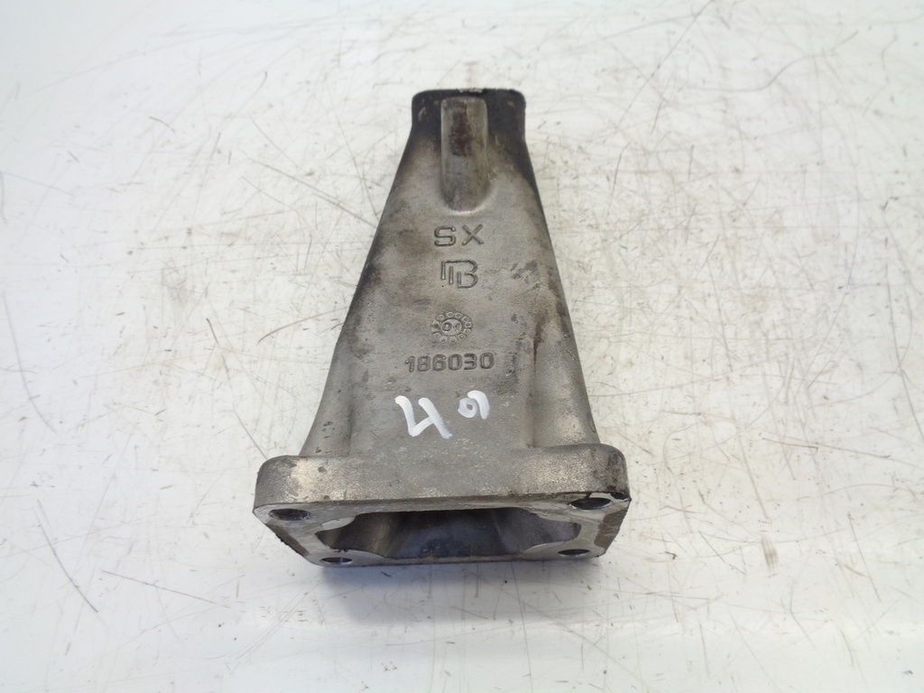 [MTD-358646] Soporte Maserati 4200 GT Spyder V8 4.2 Gasolina M138 186030