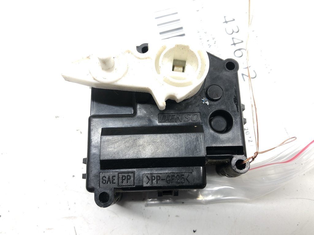 [STARK-434692] Calentador TOYOTA LAND CRUISER 200 (_J2_) 2007-2022 5.7 V8 (URJ200) 280 kW [381 KM] gasolina 2008-2022