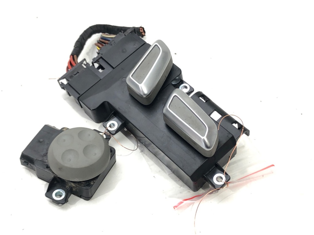 [STARK-547172] Interruptor SEAT para AUDI Q3 (8UB, 8UG) 2.0 TFSI quattro 147 kW 2011-2018
