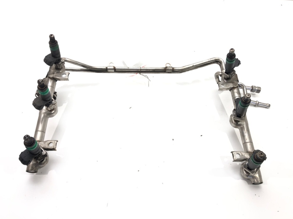 [STARK-562545] Colector de combustible AUDI A4 B6 Avant (8E5) 3.0 quattro 162 kW 2001-2004