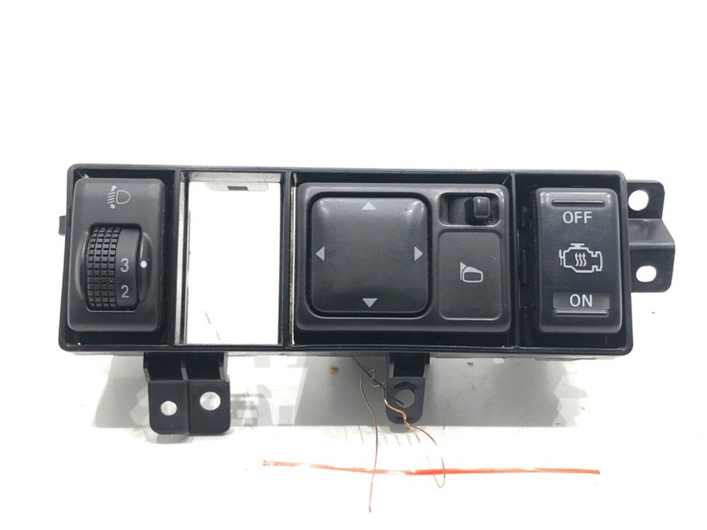 [STARK-582334] Interruptor de ajuste de retrovisores Nissan Pathfinder III (R51) 2005-2022