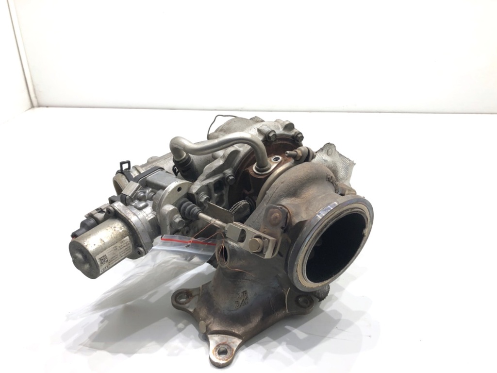 [STARK-813787] Turbocompresor VW Passat B7 1.8 TSI 125 kW 06K145721B